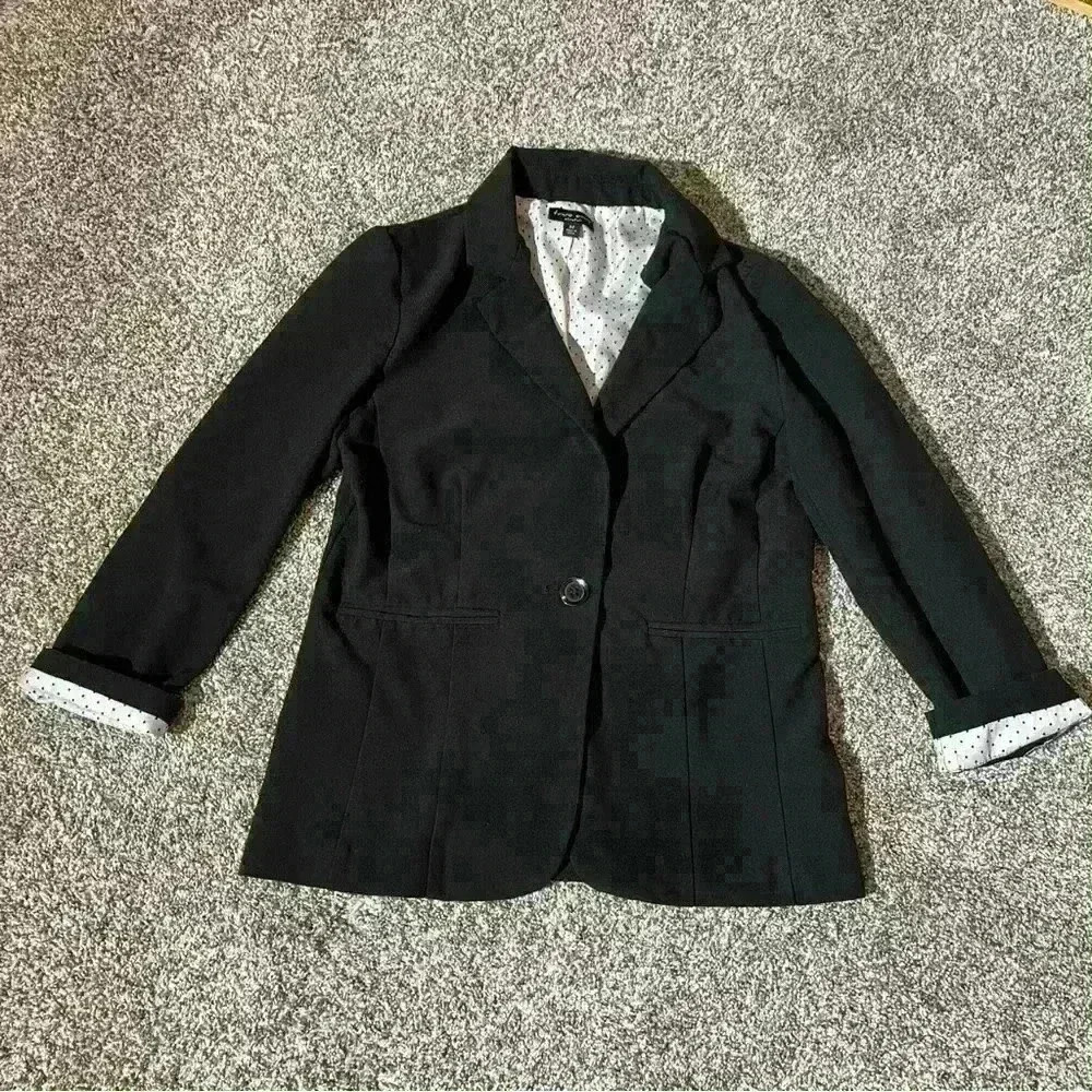 True Envy Women Black And White Polka Dot Blazer- Medium Stretch